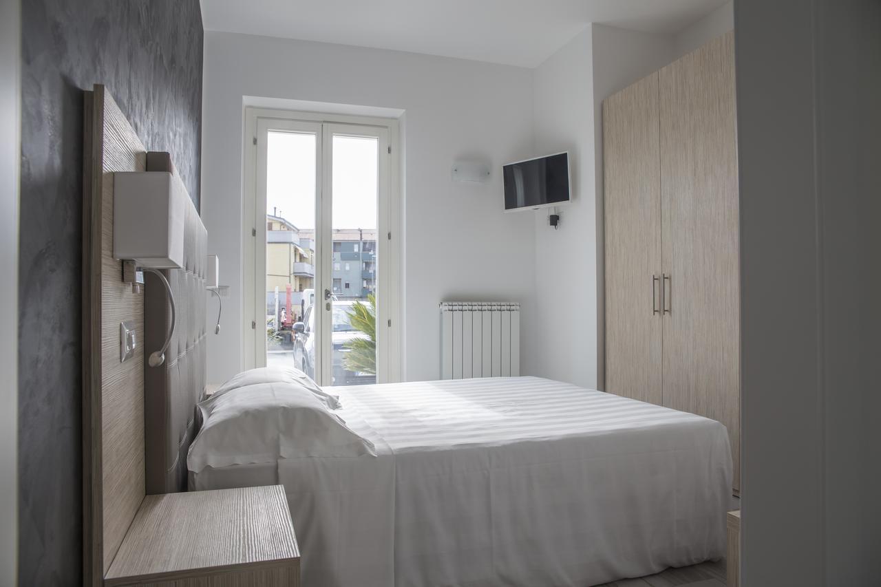 Rooms A Due Passi Dal Mare Порто-Реканати Экстерьер фото